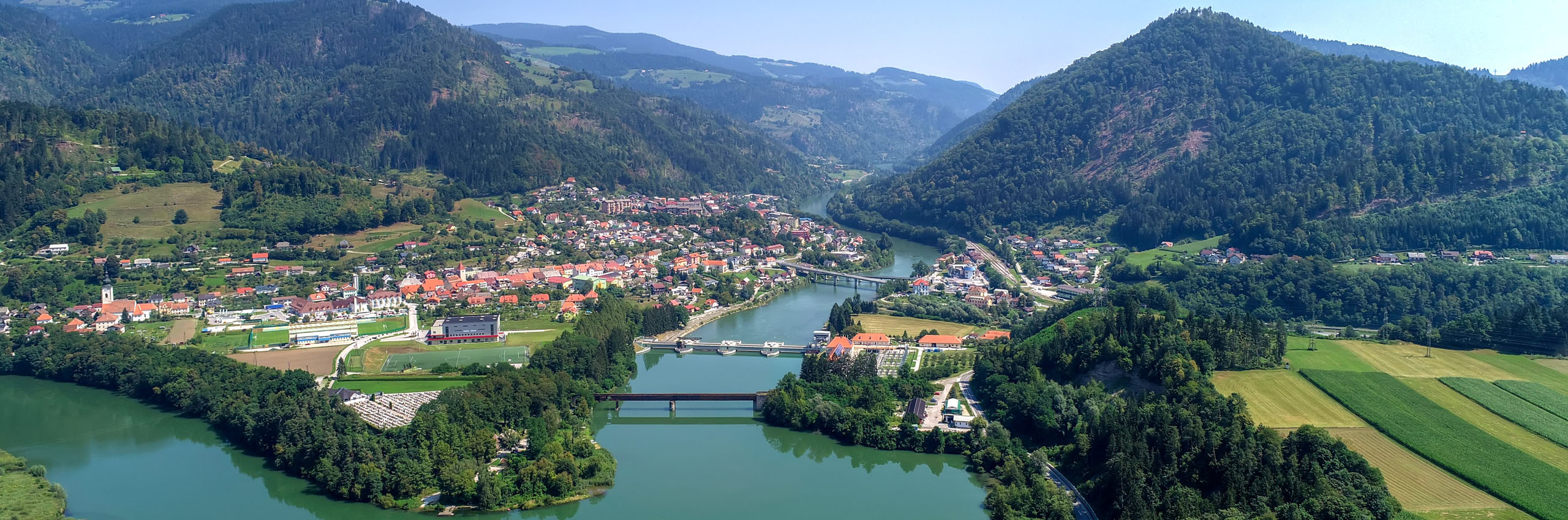 zračni pogled na občino dravograd